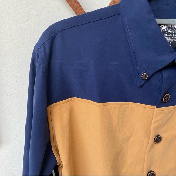 Microsuede Colorblock Oxford Button Down Shirt - Picture 10 of 15